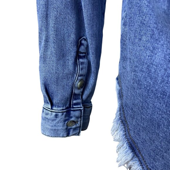 Pilcro Women's Blue Denim Button-Up Jacket With Fringe Hem Size Small - New - Picture 5 of 10